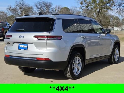Used 2023 Jeep Grand Cherokee L Laredo image 7