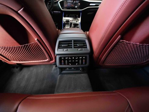 Used 2022 Audi S6 Prestige image 22