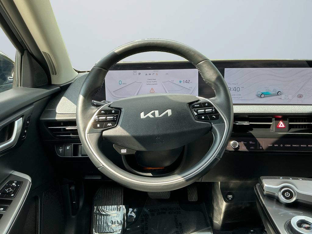 Used 2024 Kia EV6 Light AWD/4WD image 13