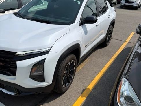 Used 2026 Chevrolet Equinox RS w/ Convenience Package III AWD/4WD image 3