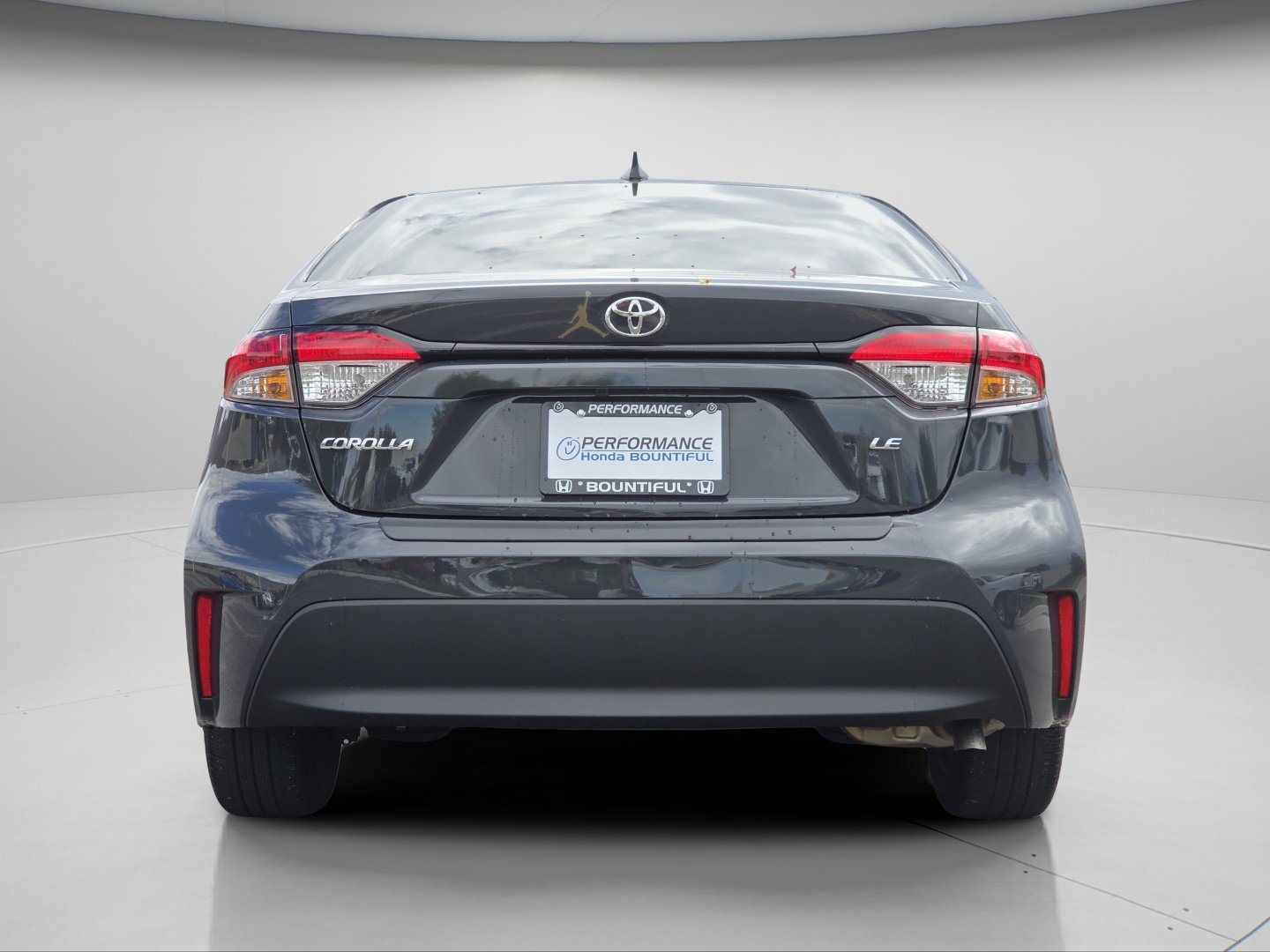 Used 2026 Toyota Corolla LE w/ Carpet Mat Package (TMS) FWD image 18