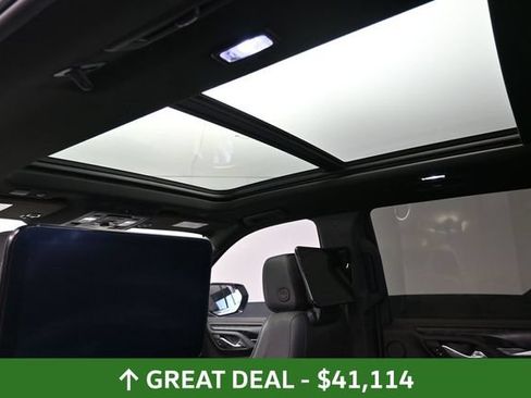 Used 2021 GMC Yukon Denali w/ Denali Premium Package AWD/4WD image 18