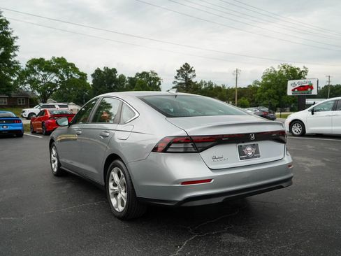 Used 2023 Honda Accord LX image 3