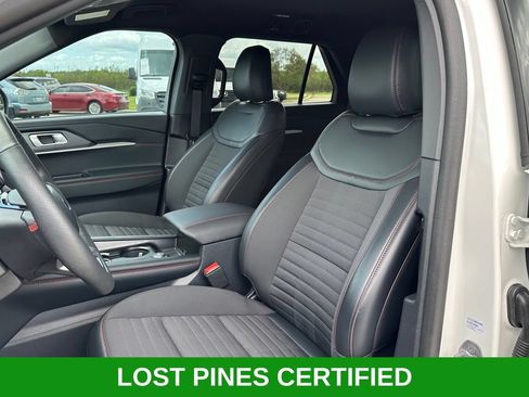 Used 2025 Ford Explorer ST-Line w/ Premium Package RWD image 18