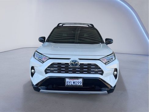 Used 2020 Toyota RAV4 XSE AWD/4WD image 2