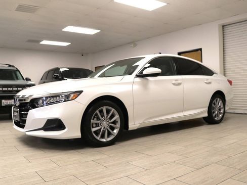 Used 2022 Honda Accord LX image 3