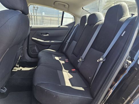 Used 2021 Nissan Sentra SV FWD image 23