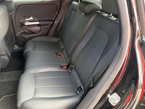 Used 2025 Mercedes-Benz GLA 250 image 20