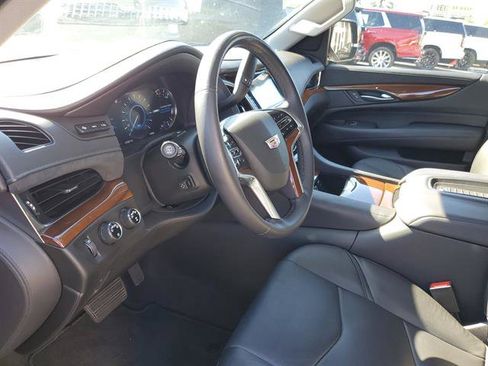 Used 2020 Cadillac Escalade Premium Luxury AWD/4WD image 42