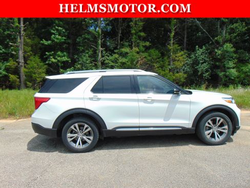 Used 2020 Ford Explorer Platinum w/ Premium Technology Package AWD/4WD image 15