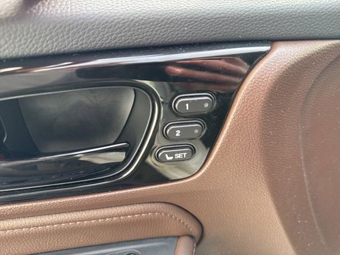 Used 2025 Honda Odyssey Elite image 10