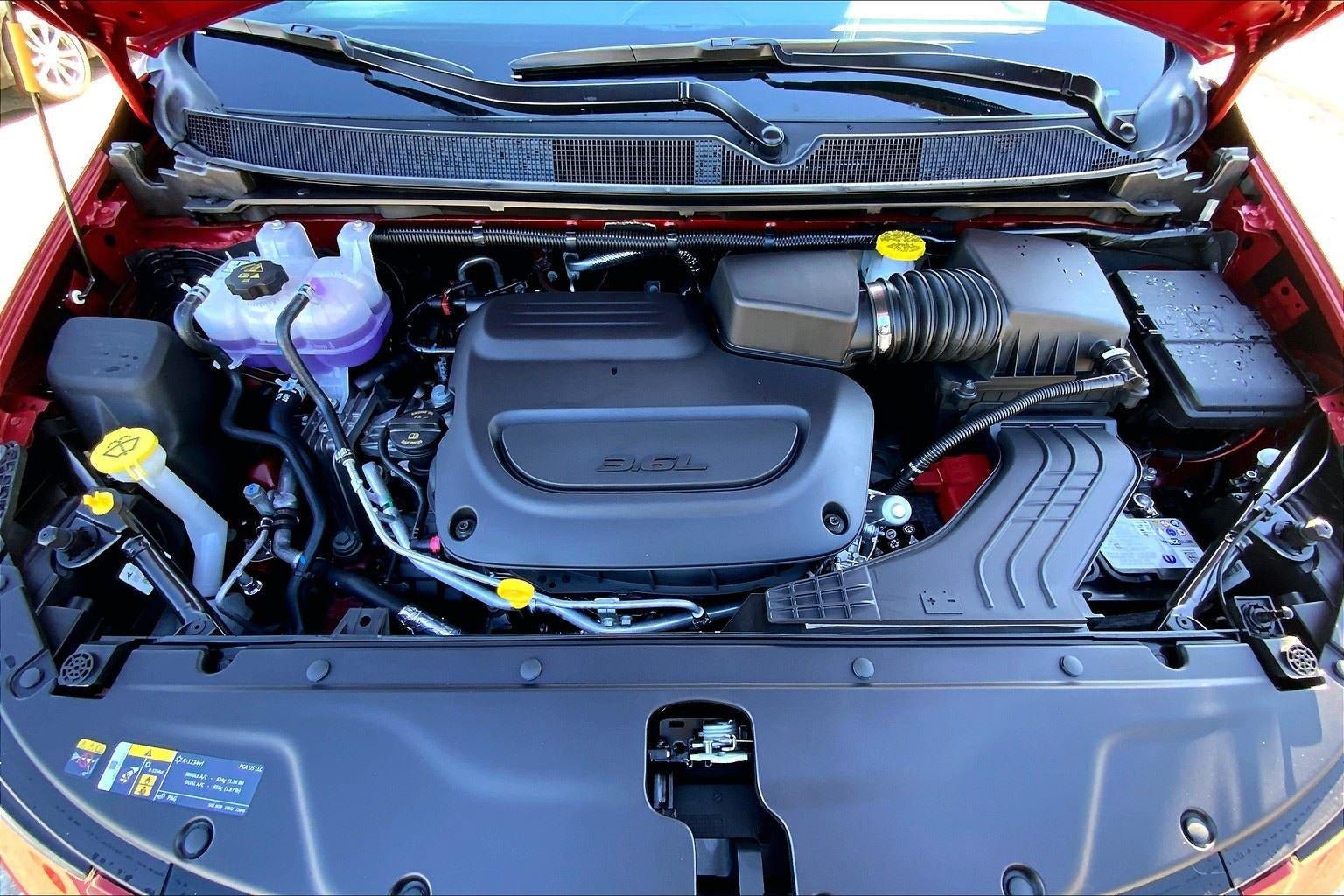 New 2026 Chrysler Pacifica Select w/ S Appearance Package FWD image 10