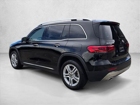 Used 2020 Mercedes-Benz GLB 250 image 8