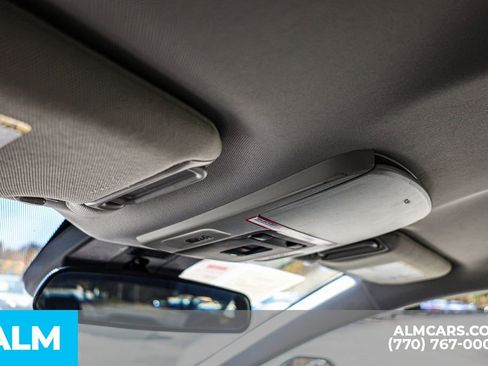 Used 2025 Toyota Camry LE image 57