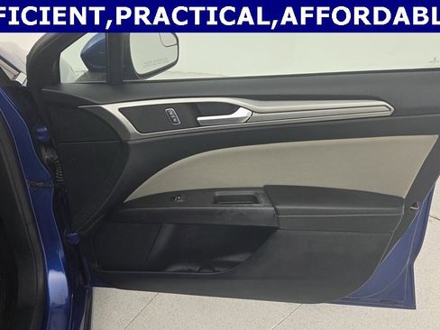 Used 2018 Ford Fusion S image 25