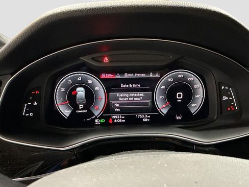 Used 2021 Audi Q7 3.0T Prestige image 42