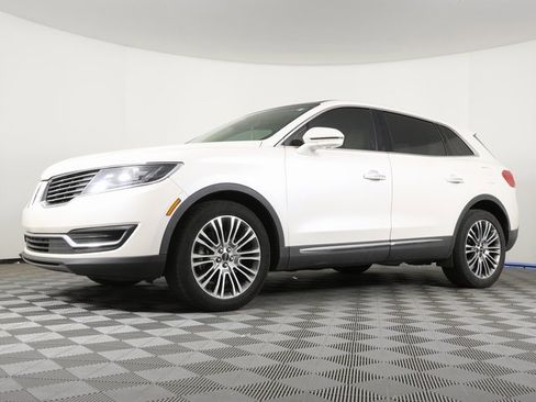 Used 2017 Lincoln MKX Reserve image 1