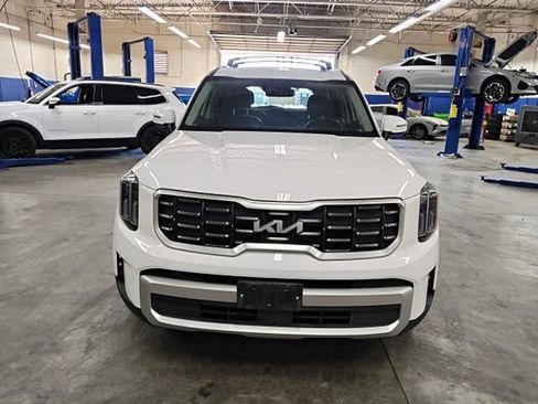Certified 2025 Kia Telluride S AWD/4WD image 4