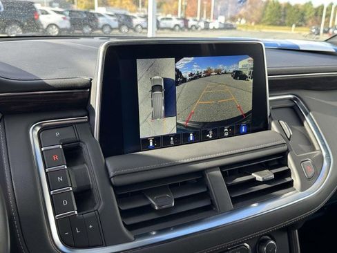 Used 2023 Chevrolet Tahoe Z71 w/ Z71 Off-Road Package image 24