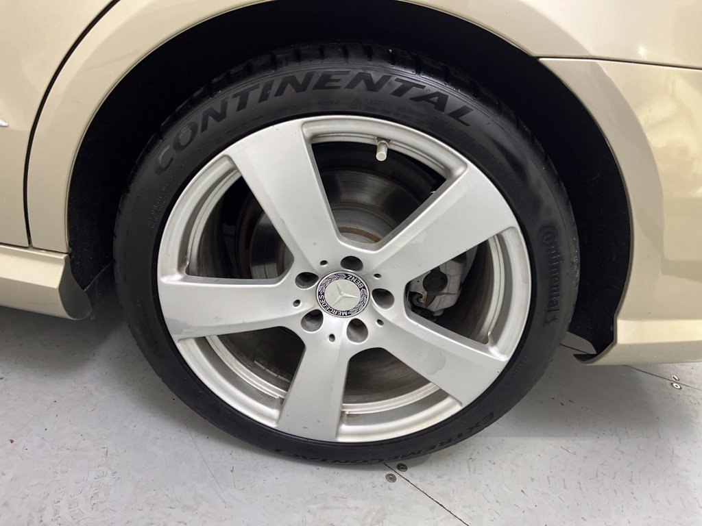 Used 2010 Mercedes-Benz E 350 Sedan image 15