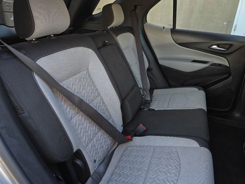 Used 2024 Chevrolet Equinox LS image 25