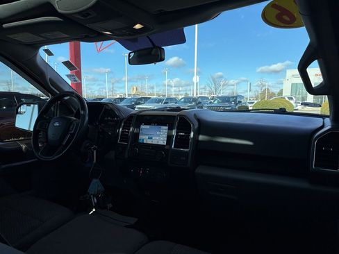 Used 2016 Ford F150 XLT w/ Equipment Group 302A Luxury image 26