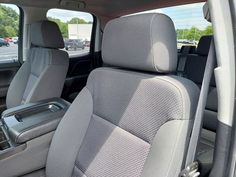 Used 2018 Chevrolet Silverado 2500 LT w/ LT Convenience Package AWD/4WD image 6