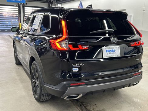 Used 2025 Honda CR-V Sport Touring image 11