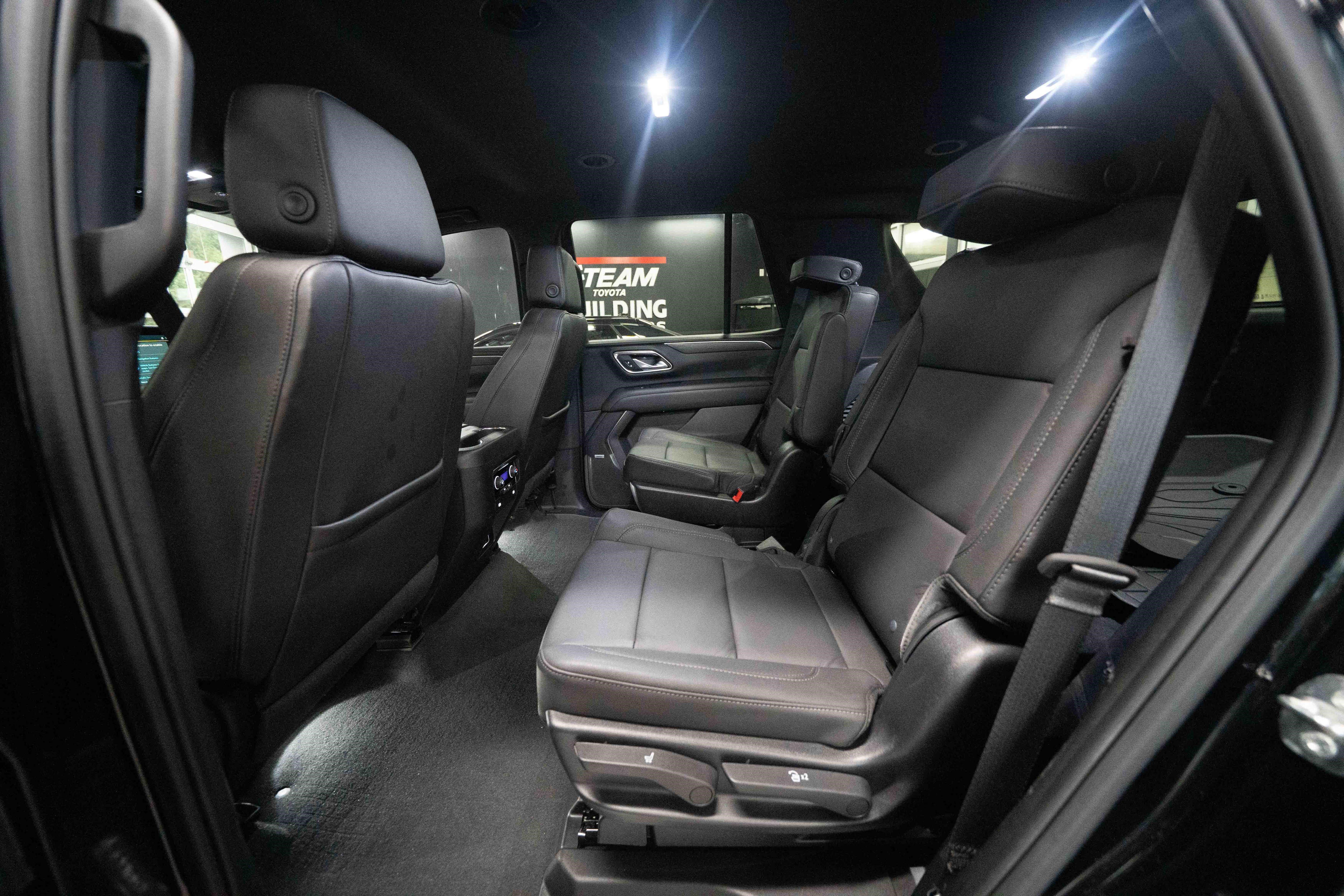 Used 2023 Chevrolet Tahoe Z71 AWD/4WD image 22