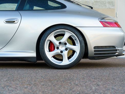 Used 2003 Porsche 911 GT3 RS image 40