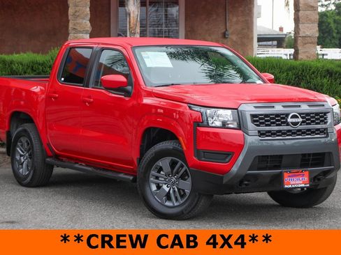 Used 2025 Nissan Frontier SV image 2