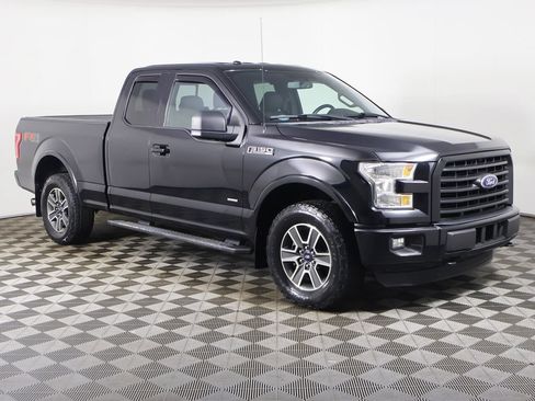 Used 2016 Ford F150 XLT w/ Equipment Group 302A Luxury AWD/4WD image 45