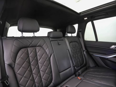 Used 2023 BMW X5 xDrive40i w/ Climate Comfort Package AWD/4WD image 28