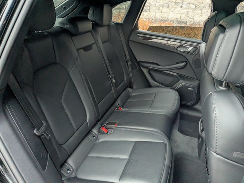 New 2026 Porsche Macan AWD/4WD image 25
