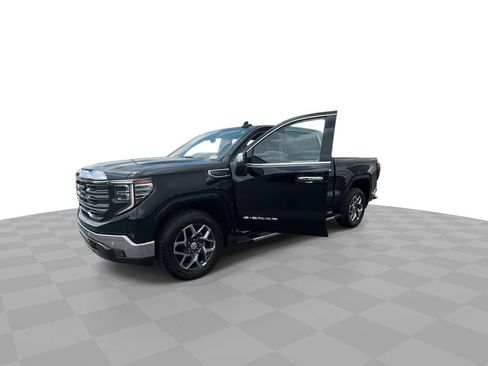 Certified 2024 GMC Sierra 1500 SLT w/ SLT Premium Plus Package AWD/4WD image 4
