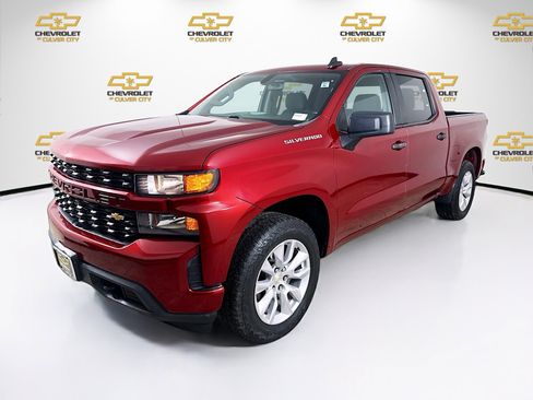 Used 2021 Chevrolet Silverado 1500 Custom image 3
