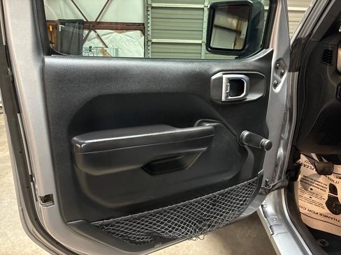 Used 2020 Jeep Wrangler Unlimited Sport AWD/4WD image 25
