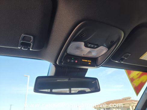 Used 2024 Chevrolet Colorado Z71 w/ Z71 Convenience Package 2 image 33