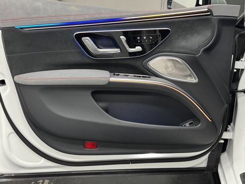 Certified 2023 Mercedes-Benz EQS 580 4MATIC Sedan image 19