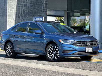 Used 2019 Volkswagen Jetta SEL w/ Cold Weather Package