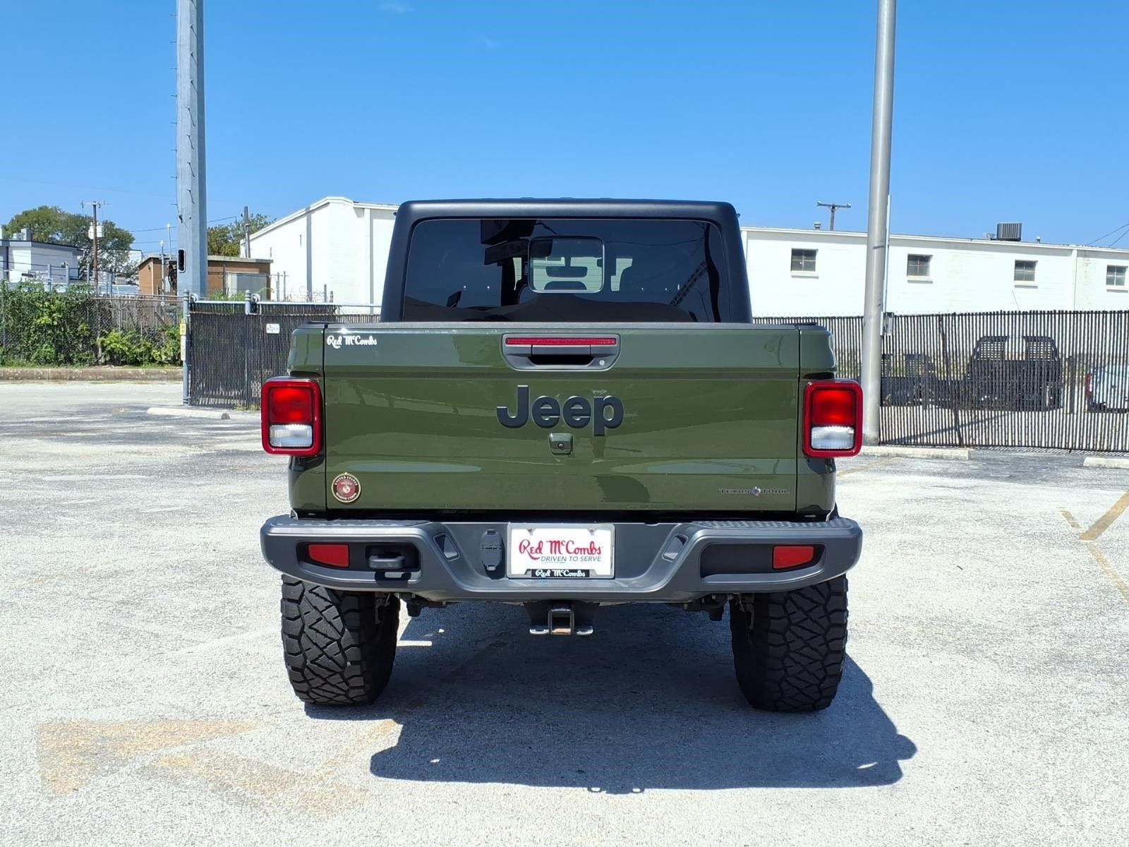 Used 2023 Jeep Gladiator Sport AWD/4WD image 5