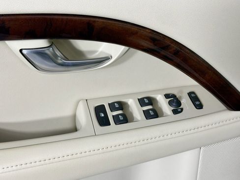 Used 2013 Volvo XC70 T6 image 16