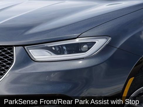New 2026 Chrysler Pacifica Select FWD image 11