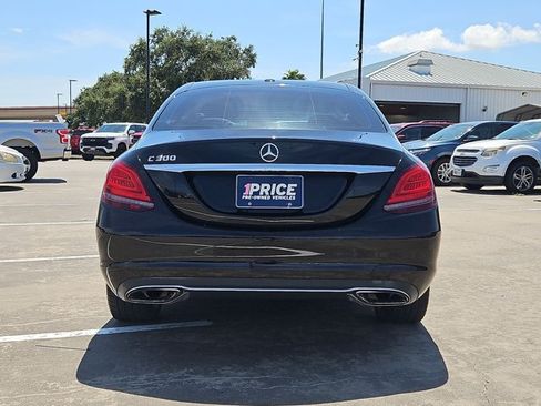 Used 2019 Mercedes-Benz C 300 Sedan image 7