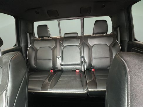 Used 2025 RAM 1500 Laramie AWD/4WD image 19