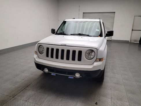 Used 2016 Jeep Patriot High Altitude FWD image 15