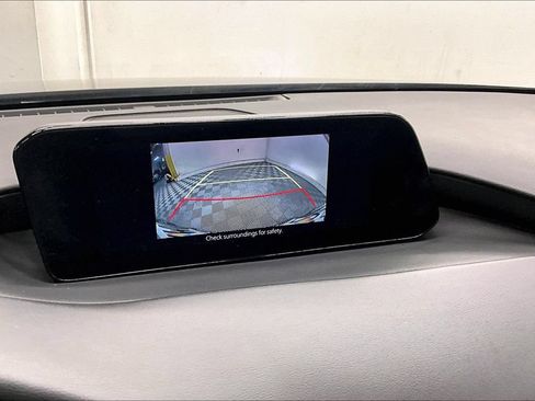 Used 2023 MAZDA MAZDA3 s FWD image 20