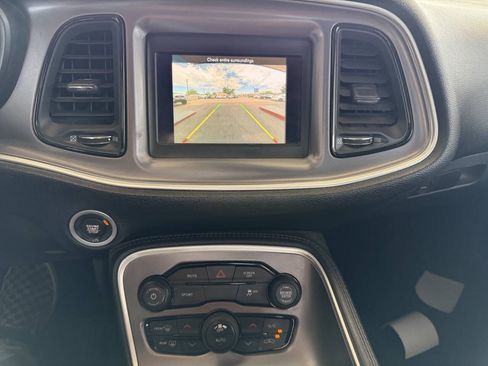 Used 2019 Dodge Challenger SXT AWD/4WD image 12