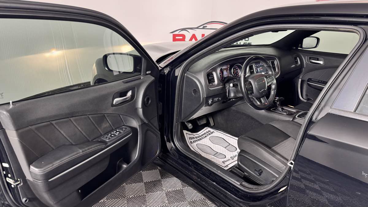 Used 2019 Dodge Charger GT RWD image 13