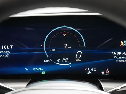 Used 2024 Cadillac Lyriq Luxury AWD/4WD image 21